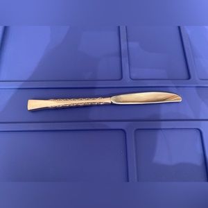 (1) VINTAGE Antique Replacement Piece international deep silver inlaid Knife